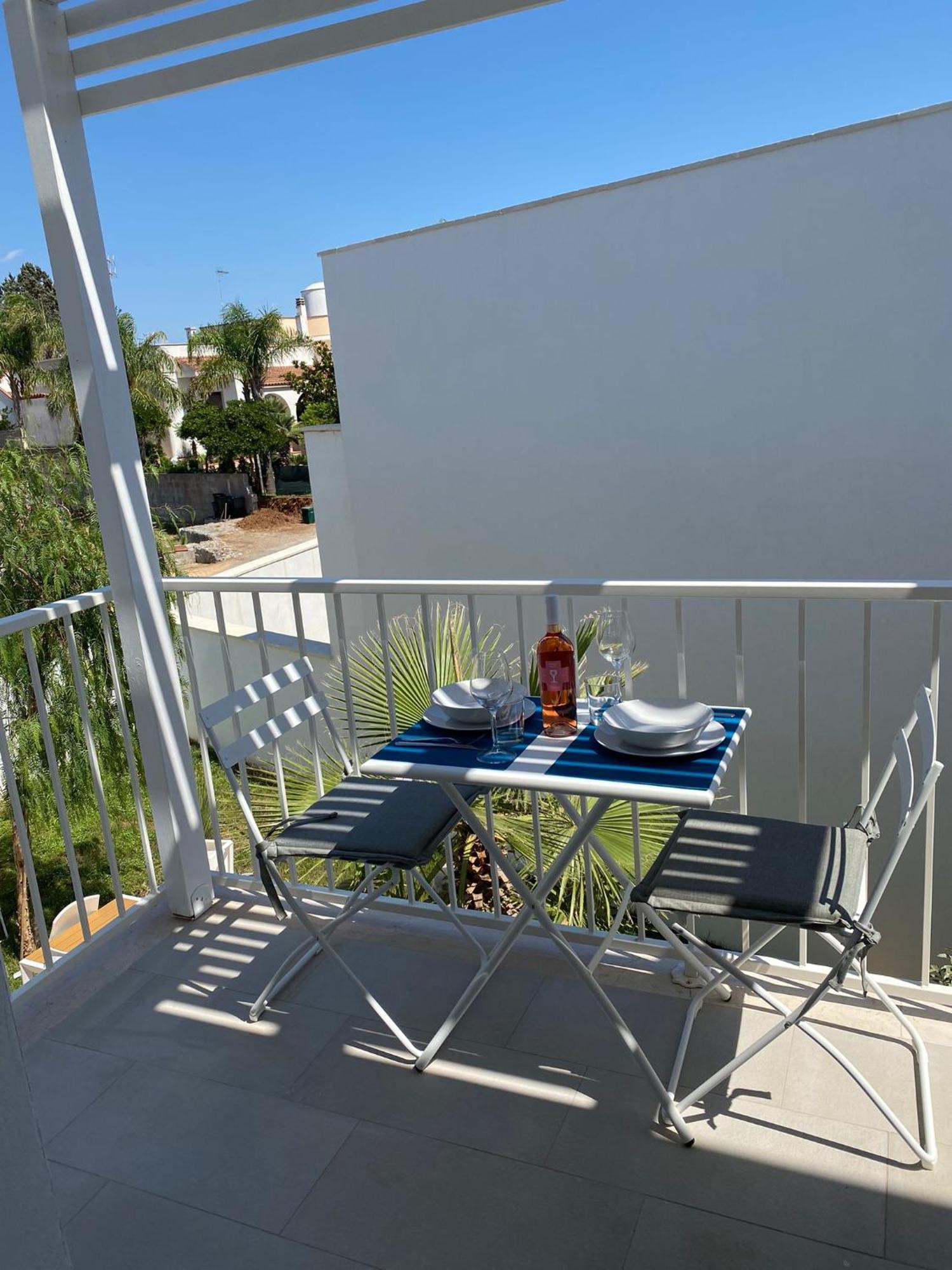 Tramonti Incredibili In Piscina - Apartment8 Con Ac Wifi In Residence Santa Maria al Bagno Pokój zdjęcie